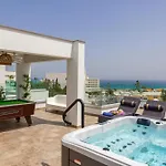 فيلة Fig Tree Bay Residences 4