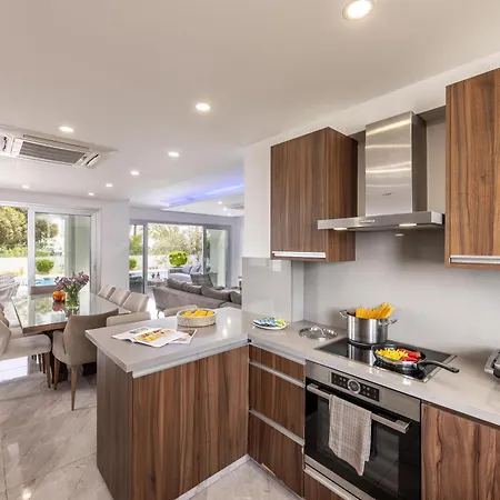 Fig Tree Bay Residences 4 Πρωταράς