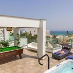 Villa Fig Tree Bay Residences 4