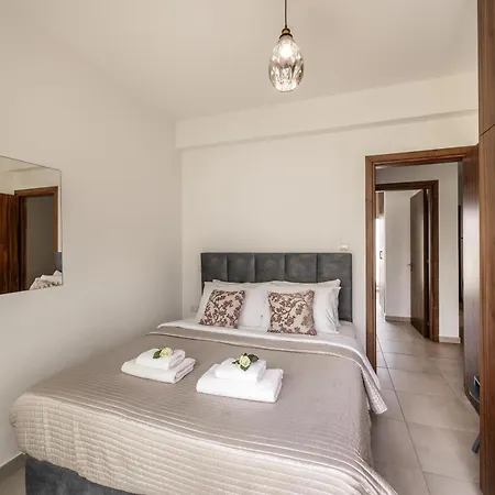 Willa Fig Tree Bay Residences 4 *