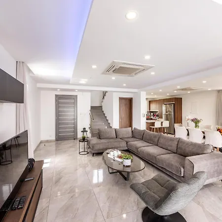 Fig Tree Bay Residences 4