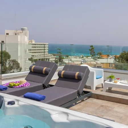 Willa Fig Tree Bay Residences 4