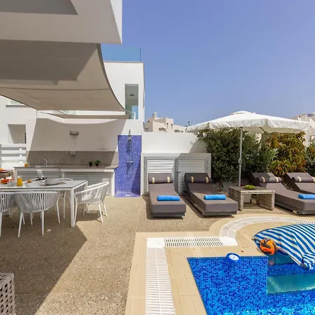 Villa Fig Tree Bay Residences 4 *