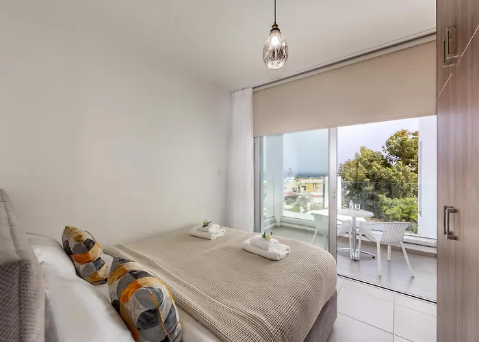 Vila Fig Tree Bay Residences 4 *