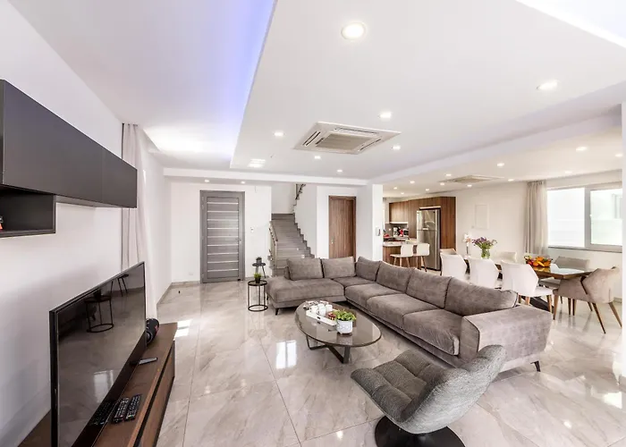 Fig Tree Bay Residences 4