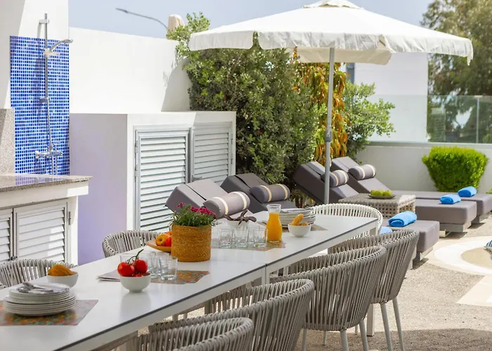 Vila Fig Tree Bay Residences 4 *