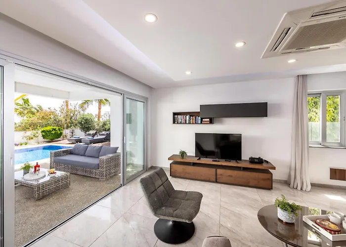 Vila Fig Tree Bay Residences 4 *