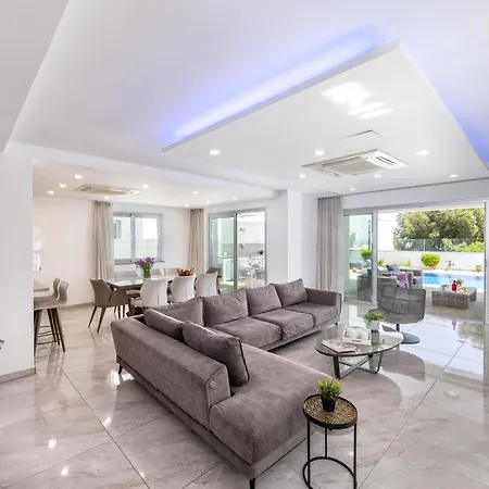 Fig Tree Bay Residences 4